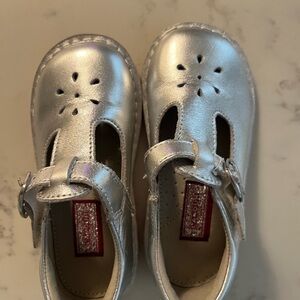 L'Amour Silver Dress Shoes with Perforated Design